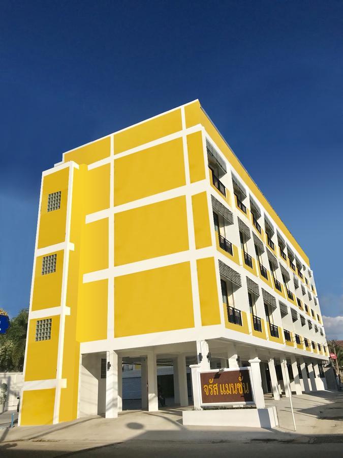 Jarat Mansion Hotel Surin Exterior photo
